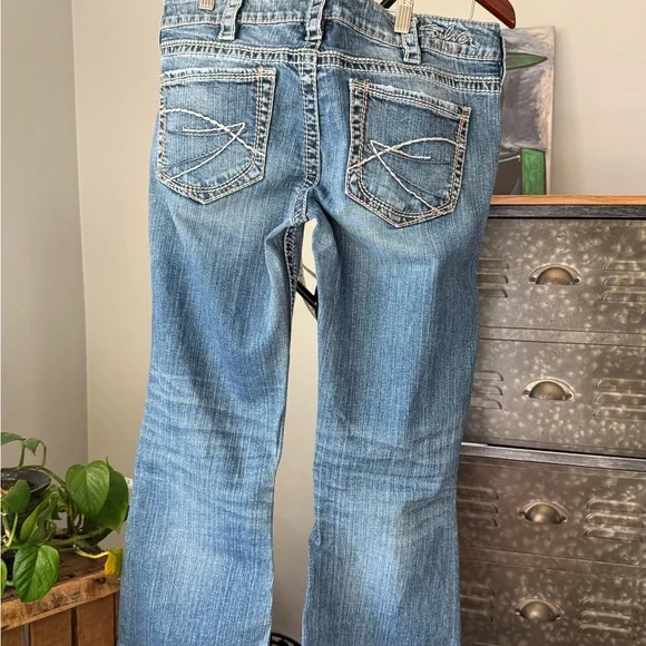 Silver Jeans Women's 30x 32 Eden Flare Leg in Classic Blue - Y2K | Well Worn In - Picture 5 of 11